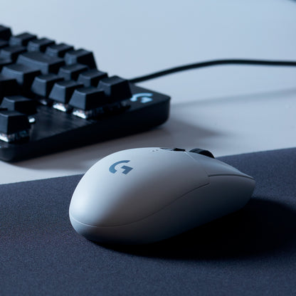 Mouse Gamer Logitech G305 Lightspeed Inalámbrico - Blanco